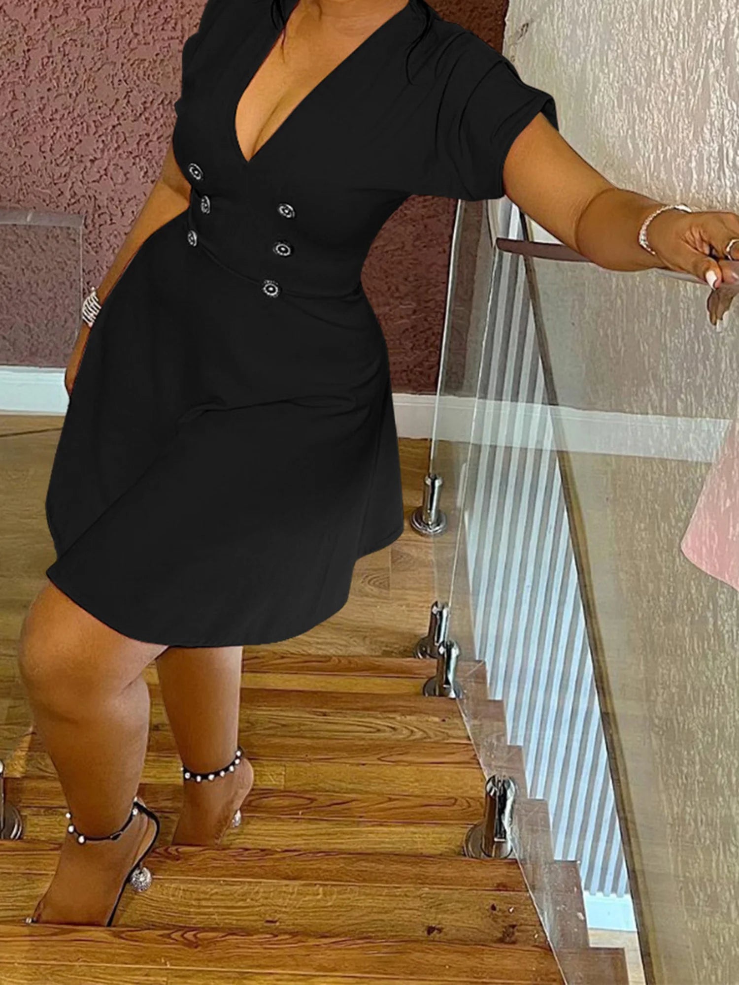 NoirAura – Luxe Button Detail Curvy Dress