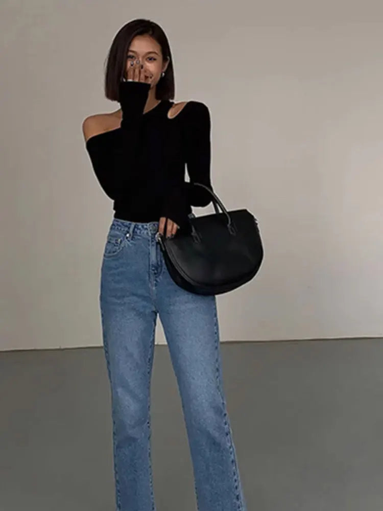 City Muse Off-Shoulder Ribbed Top – Effortlessly Chic & Flattering