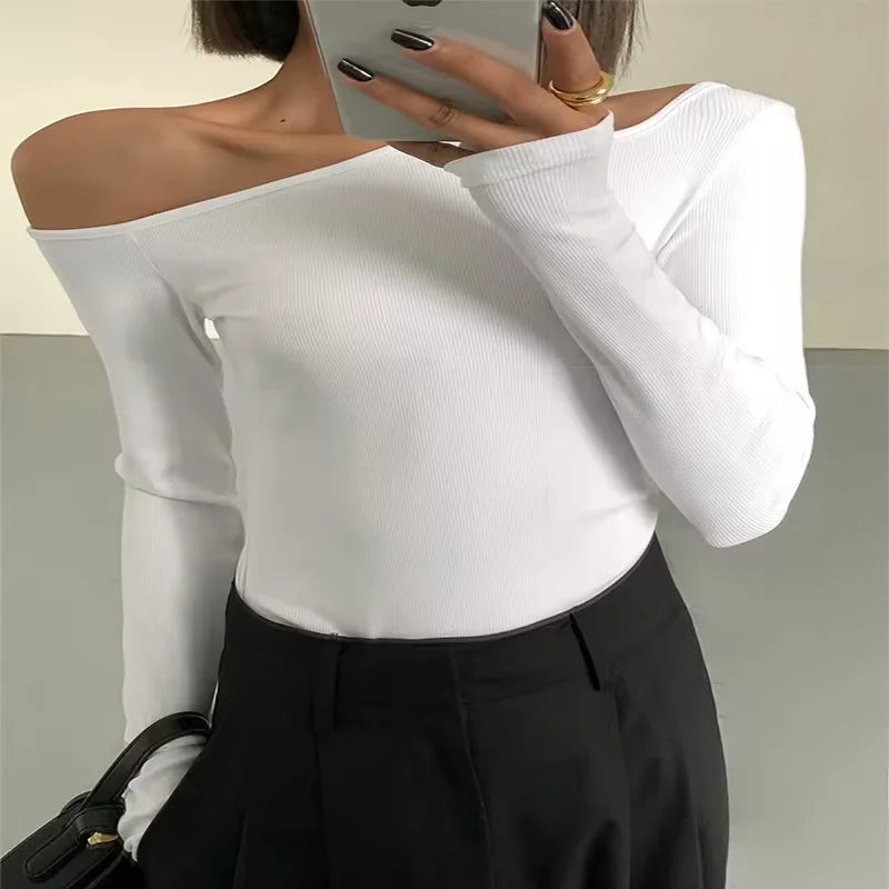 City Muse Off-Shoulder Ribbed Top – Effortlessly Chic & Flattering